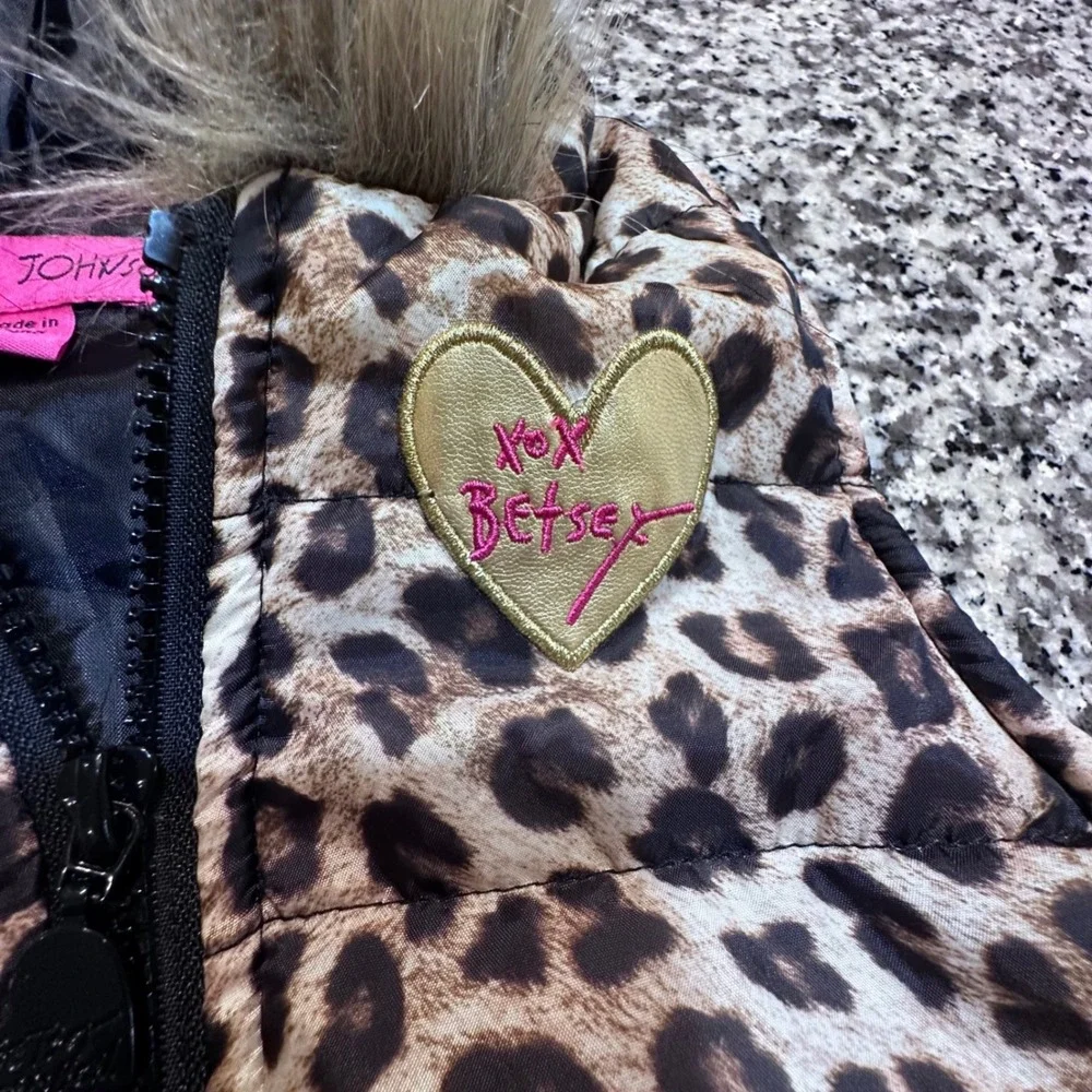 Kids 4T‎ Betsey Johnson Leopard Fur Hooded Vest & Disney Minnie Mouse Pink Vest